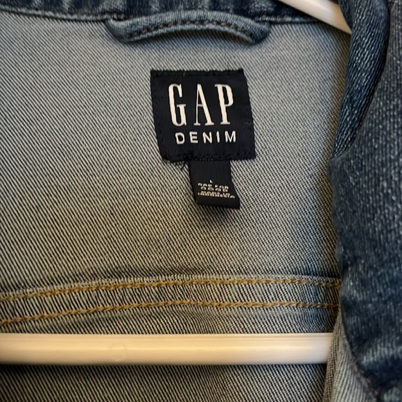 Gap Denim Jacket - Picture 2 of 3